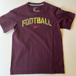 Nike boys T-shirt size M